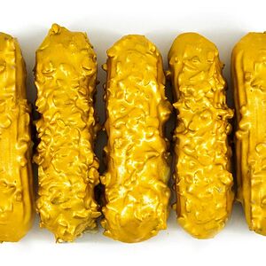 Эклер Амаретто-миндаль