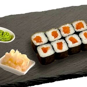 Ролл классический с копчёным лососем