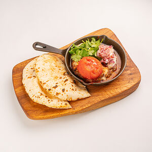 Рубленая баранина с сыром