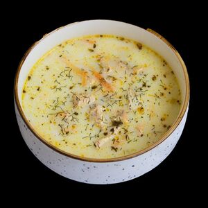 Сливочная уха с лососем