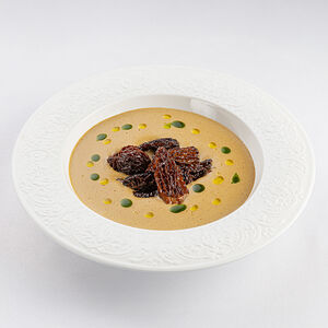 Крем-суп из белых грибов со сморчками