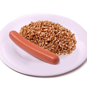 Гречка с сосиской