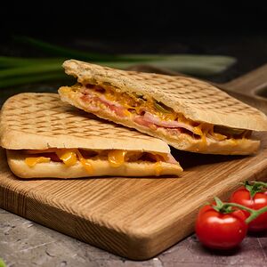 Панини с Баварской колбаской