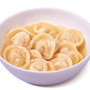 10 пельменей с бульоном