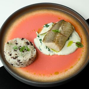 Стейк из черной трески с диким рисом