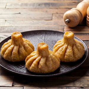 Жареные хинкали с сыром