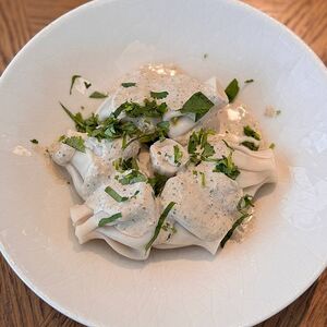 Хинкали с шампиньонами в Ореховом соусе 