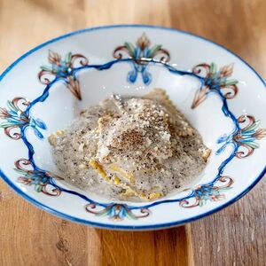 Равиоли мясные в трюфельном соусе
