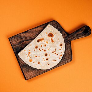 Янтык с рваной говядиной (чебурек, печенный на сковороде) 