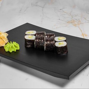 Ролл с авокадо 