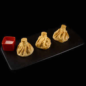 Хинкали с грибным жюльеном