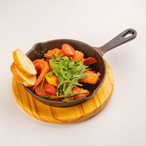 Тигровые креветки с чесноком