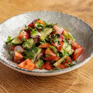 Овощной салат по-грузински 