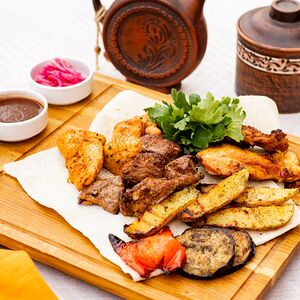 Тарелка шашлыков