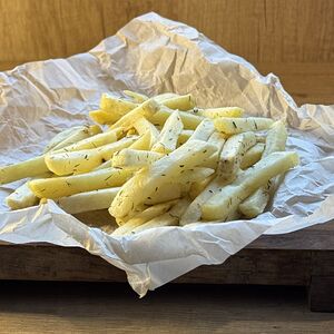 Картофель фри с укропом