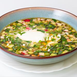 Окрошка с колбасой на квасе