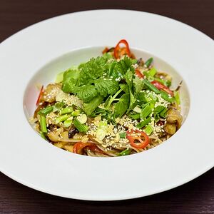 Рисовая лапша с грибами по-восточному 