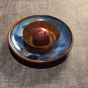 Конфета с финиками и кунжутом