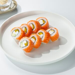 Филадельфия с авокадо и манго