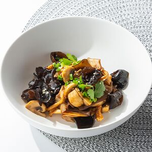 Ассорти грибов в устричном соусе