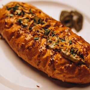 Хот-дог с рваным мясом