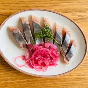 Сельдь с луком