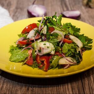 Салат по-грузински со специями