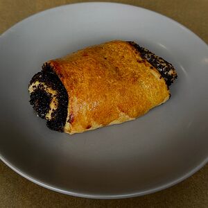 Рулетик с маком