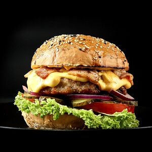 Бургер с мраморной говядиной