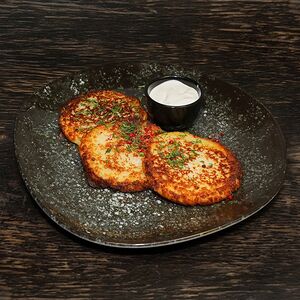 Драники с домашней сметаной