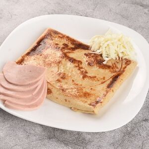 Блинчик с ветчиной и сыром