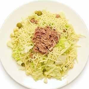 Салат с тунцом