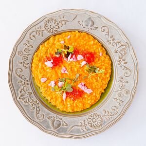 Ризотто с лососем и красной икрой