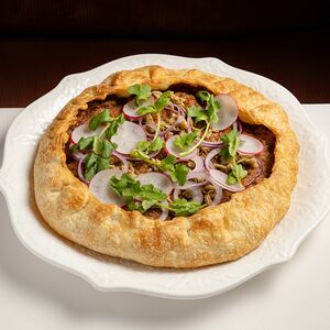 Лобиани из слоеного теста