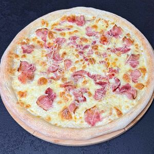 Пицца карбонара