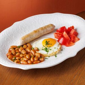 Куриная колбаска с фасолью