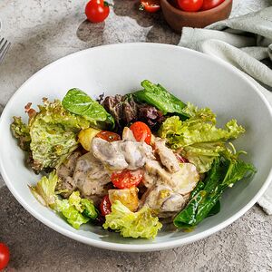 Тёплый салат с куриной печенью