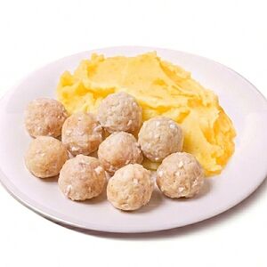 Картофельное пюре с 9 фрикадельками