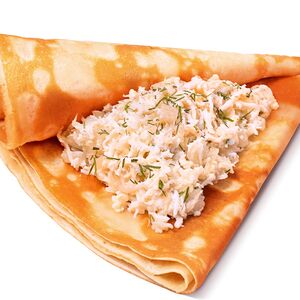 Блин с капустой, яйцом и луком