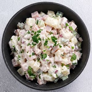 Салат «Двойной Кантри с ветчиной и картофелем»