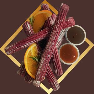 Чуррос Purple с сахарной пудрой с топингом шоколад и карамель 