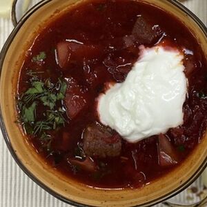 Борщ с пампушками