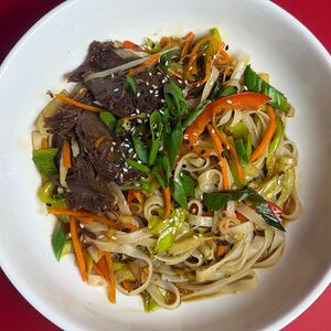 Лапша с щечками кальби