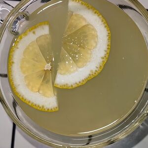 Лимонный чай с имбирём и мёдом (горячий)
