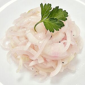 Маринованный лук.