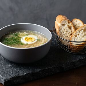 Куриная лапша с яйцом