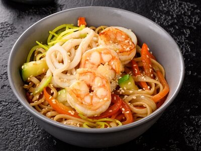 Удон с морепродуктами