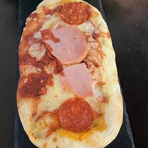 Мини-пицца мясная 