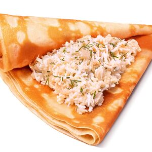 Блин с капустой, яйцом и луком