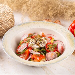 Салат домашний со сметаной